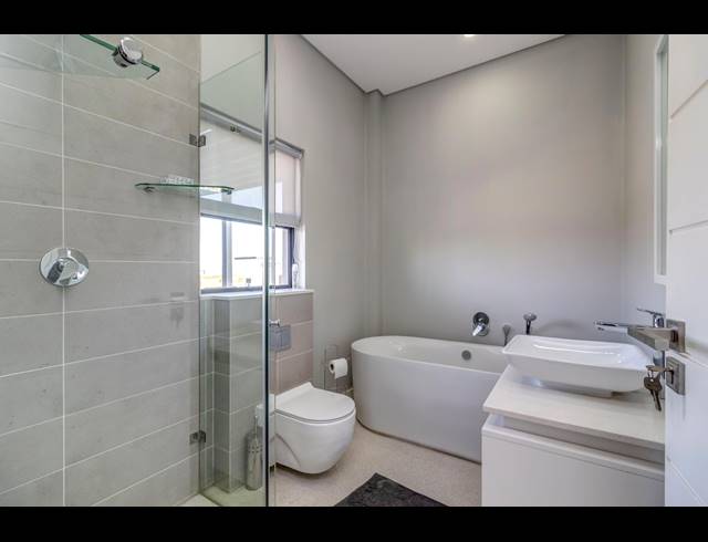 6 BEDROOM HOUSE FOR SALE IN STEYN CITY